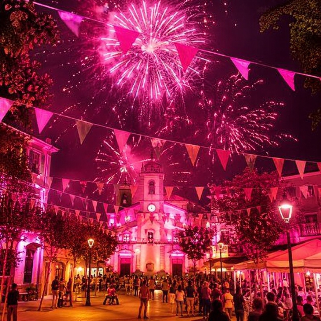 Ambiente de fiestas y tradiciones